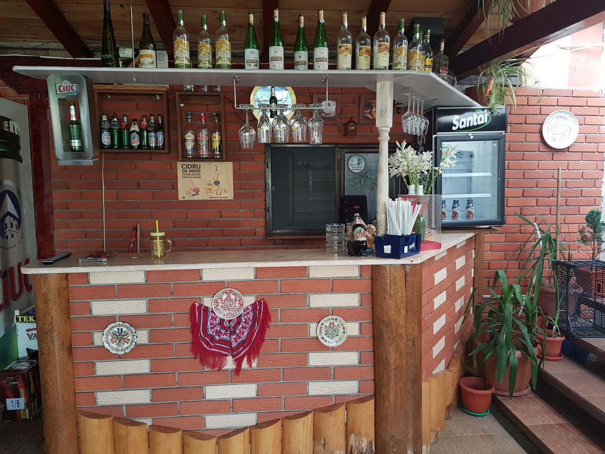 Mon Cheri 드로베타 투르누 세베린 외부 사진